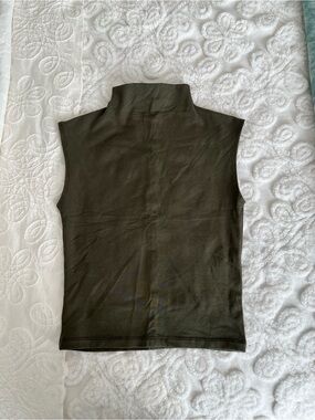 Madewell Olive Green Funnelneck Cropped Muscle Tee